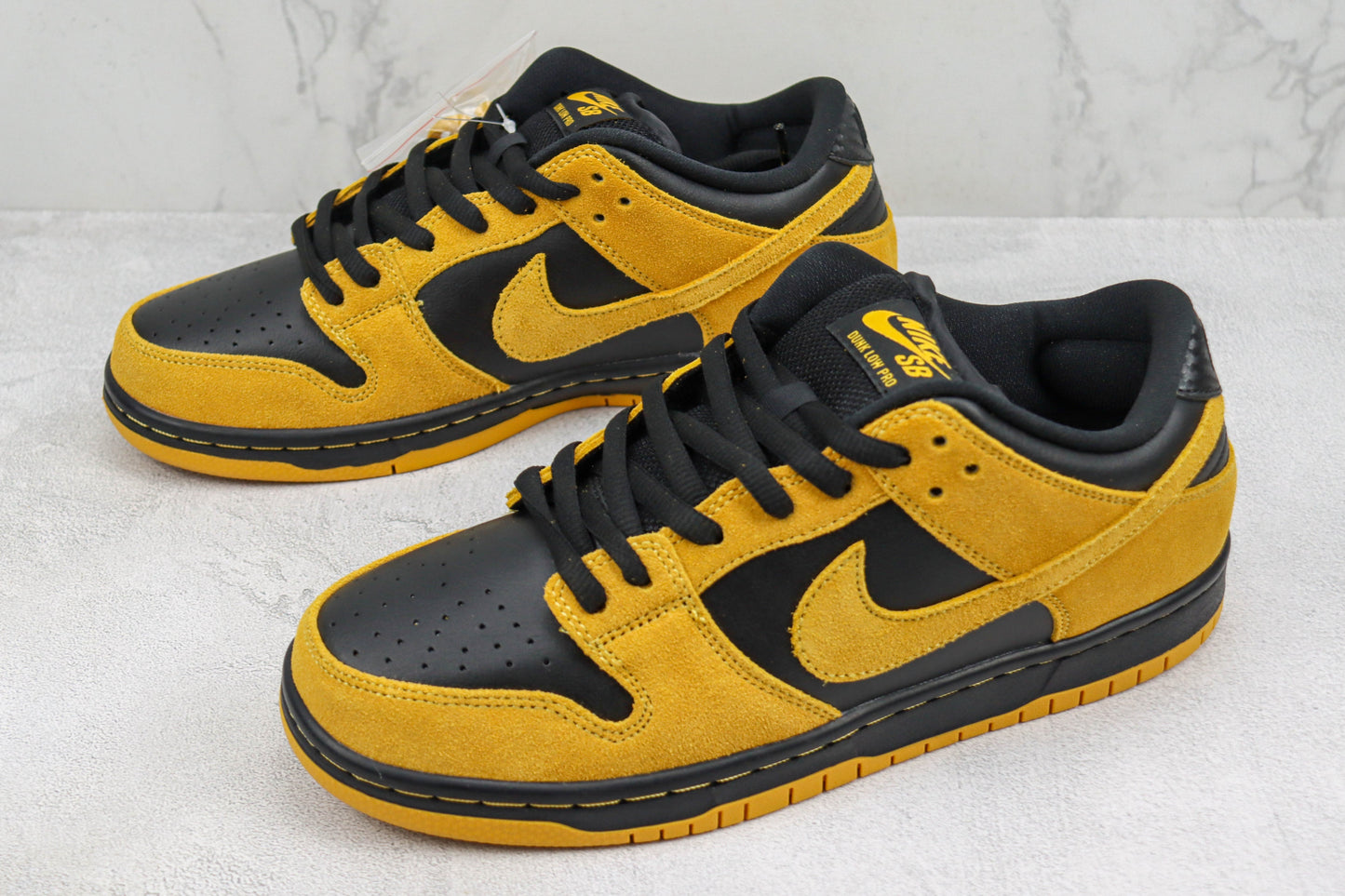 Nike SB Dunk Low Pro "Iowa"