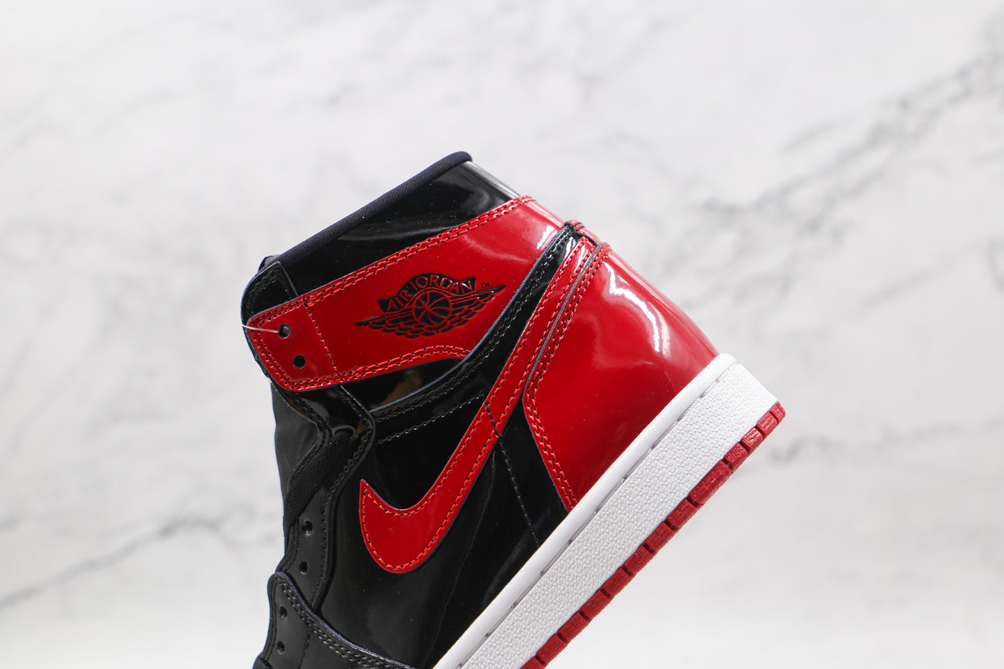 Jordan 1 Retro High OG 'Patent Bred'