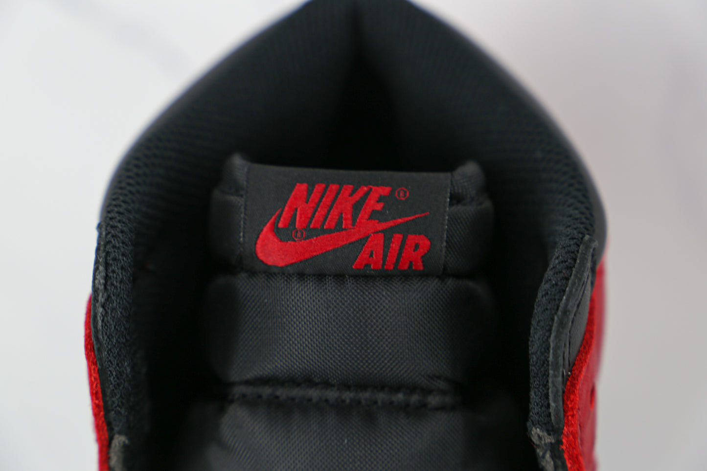 Jordan 1 Retro High OG 'Bred Toe'