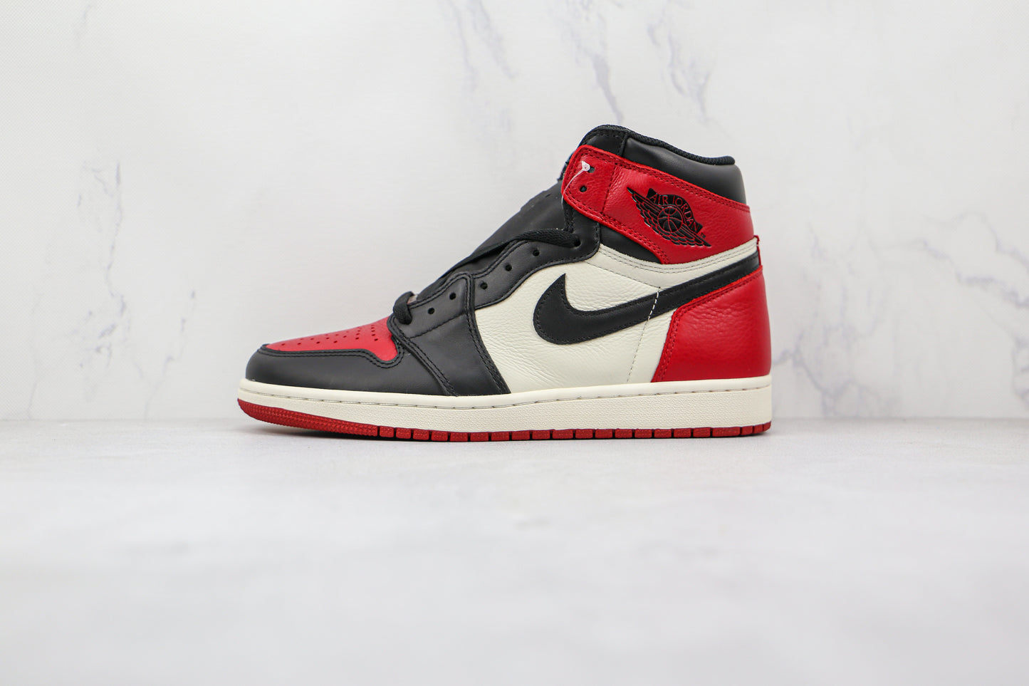 Jordan 1 Retro High OG 'Bred Toe'