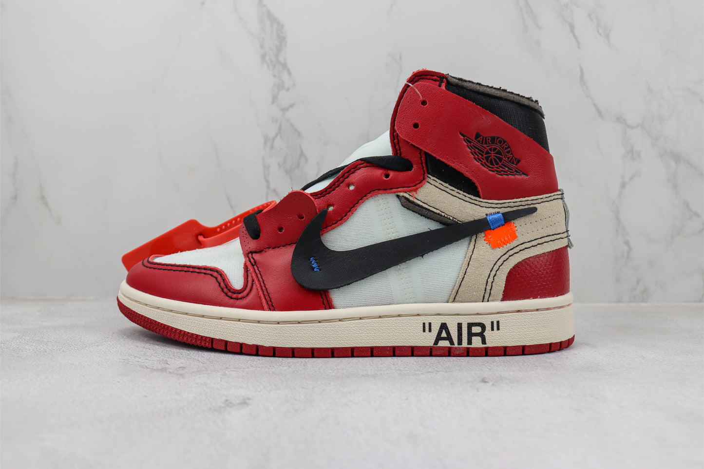 Off-White x Air Jordan 1 High Chicago