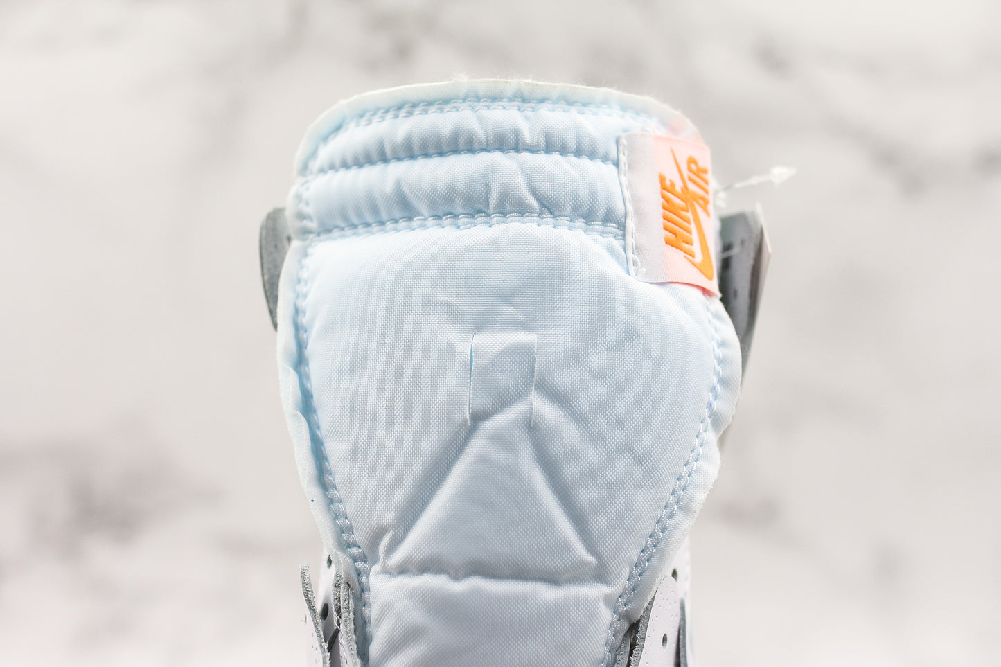 Off-White x Air Jordan 1 High White Europe Exclusive