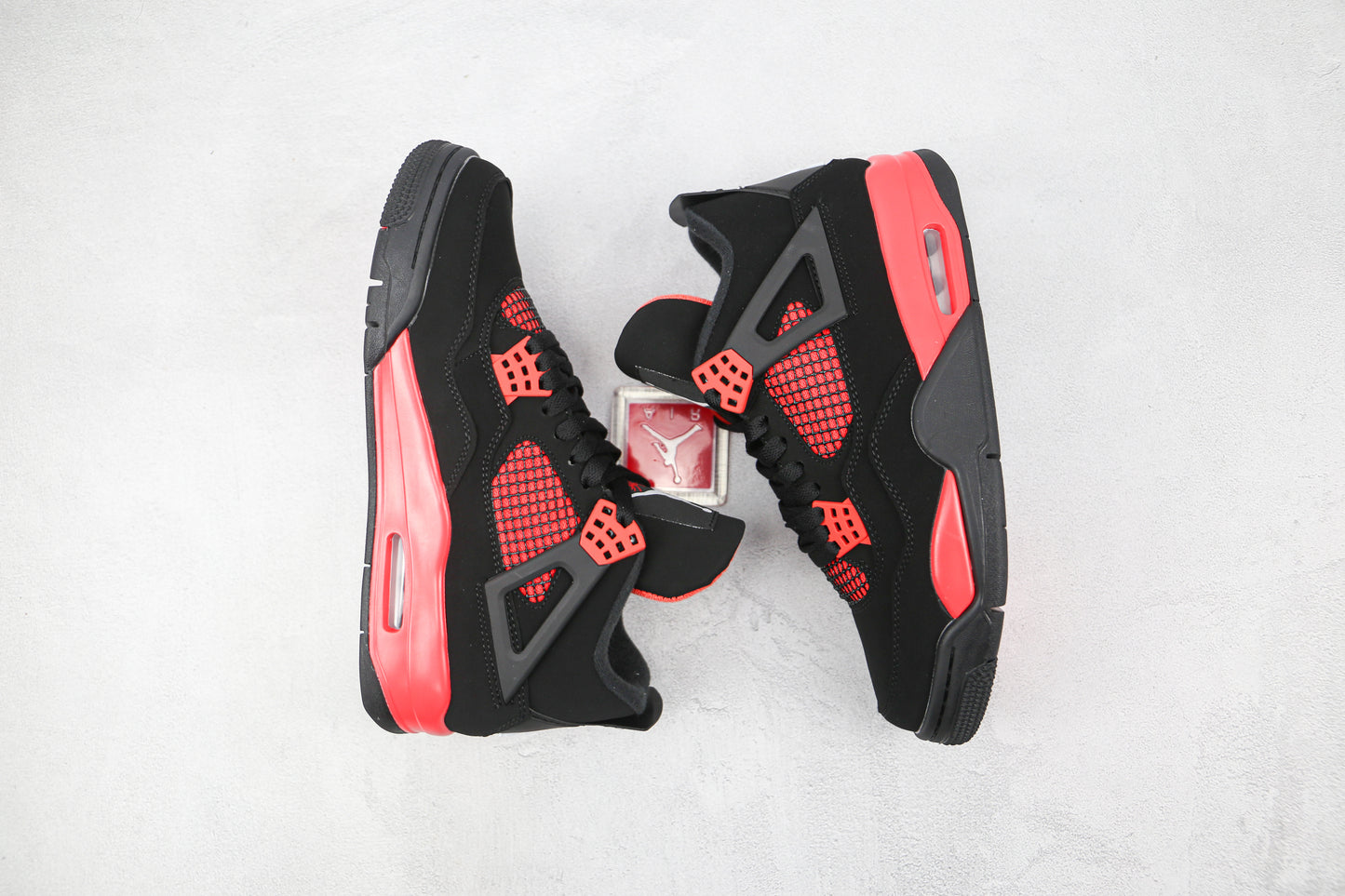 Air Jordan 4 Crimson