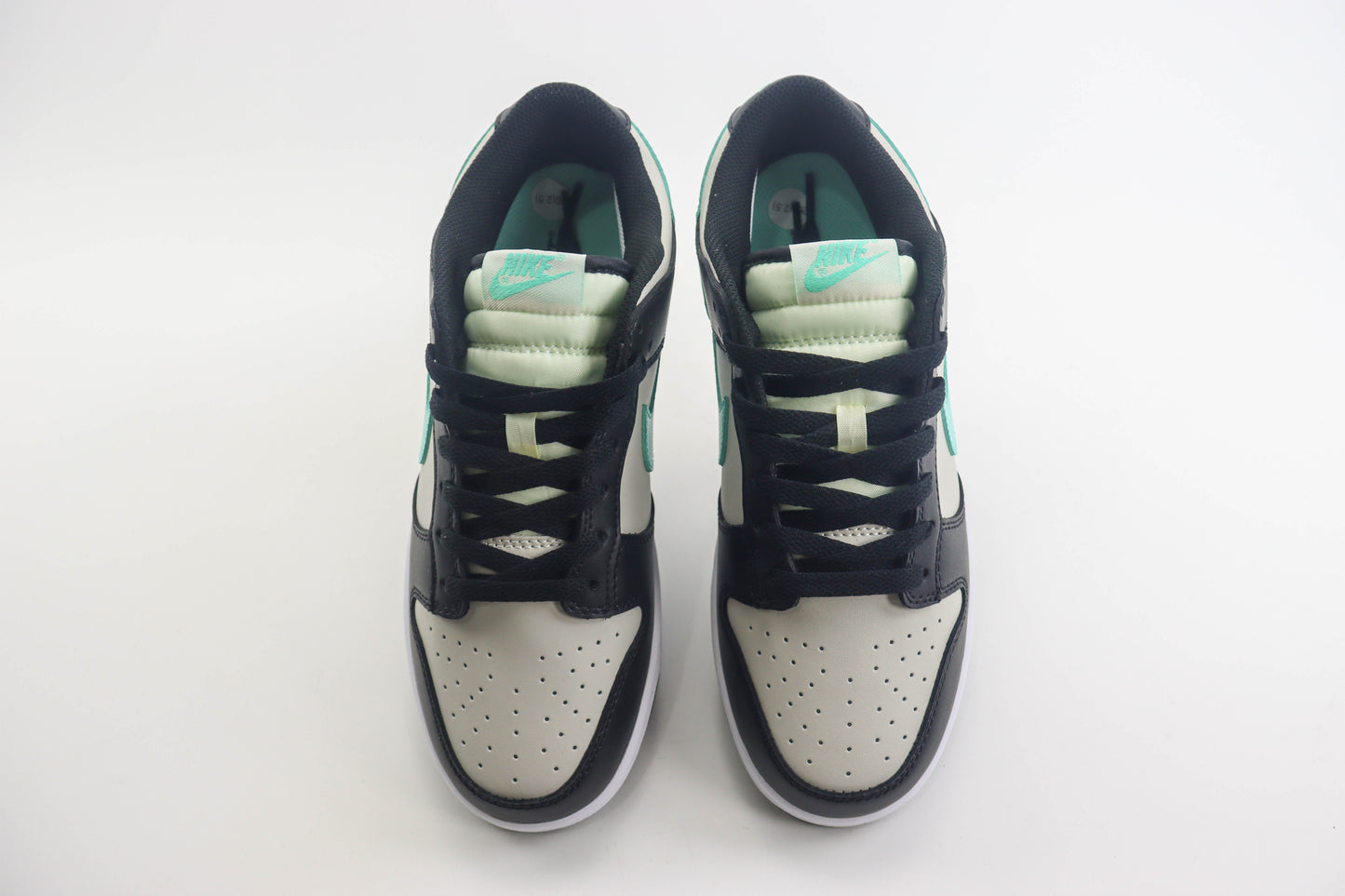 Nike Dunk Low "Tropical Twist"