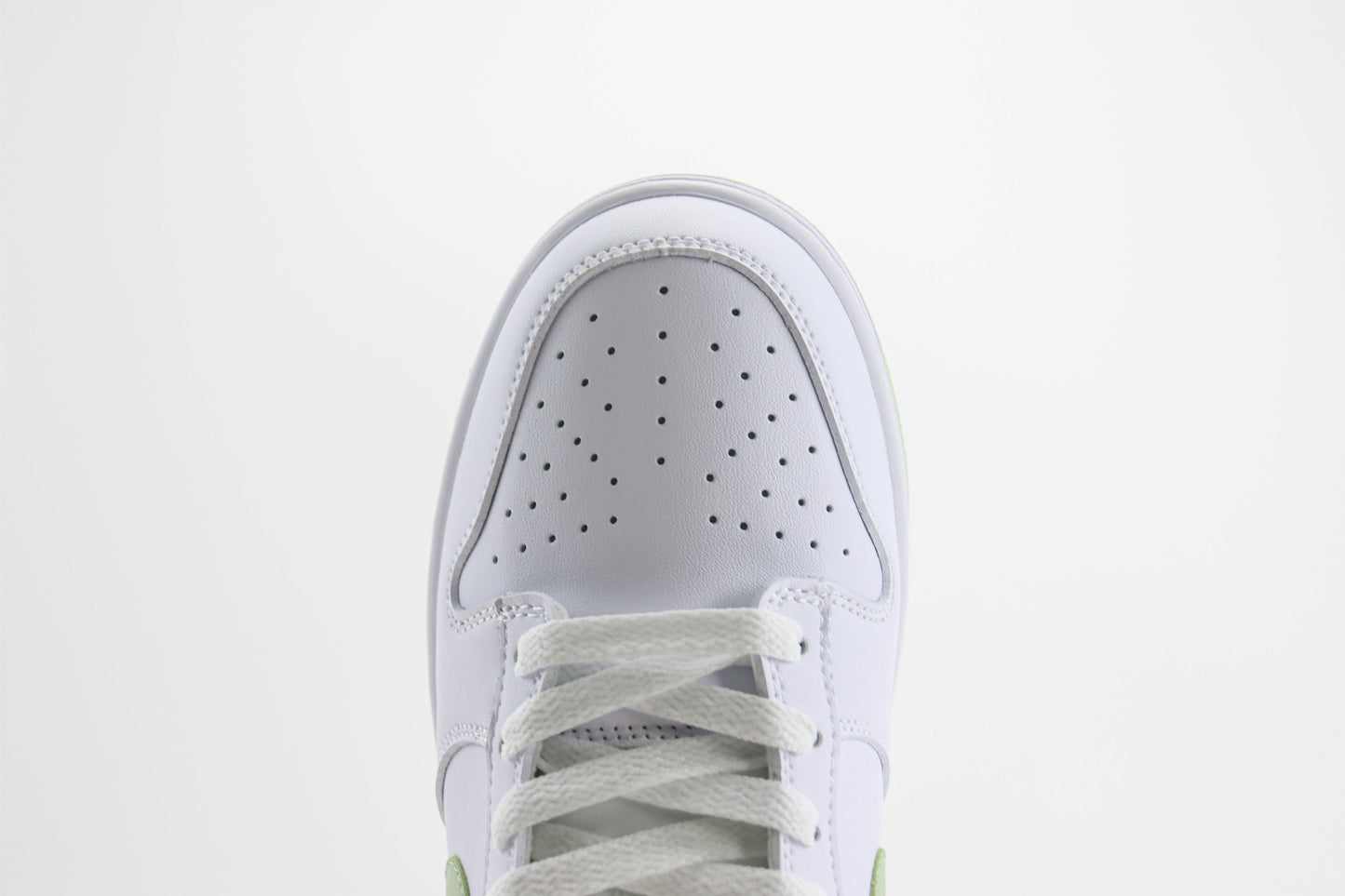 Nike Dunk Low Honeydew White