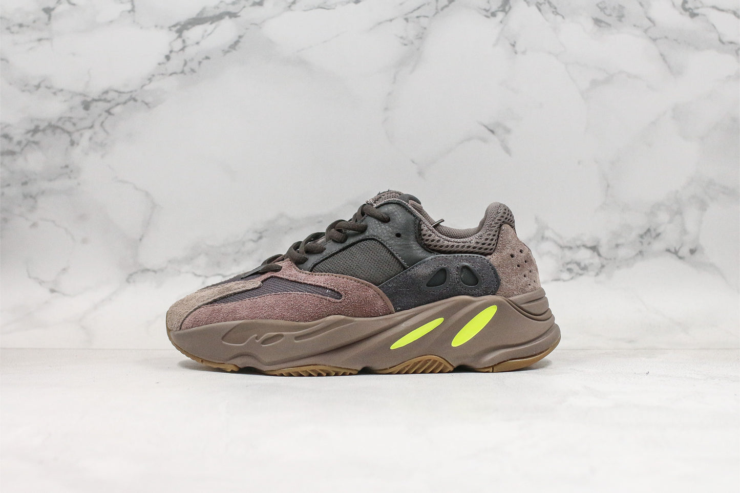 Yeezy Boost 700 Mauve