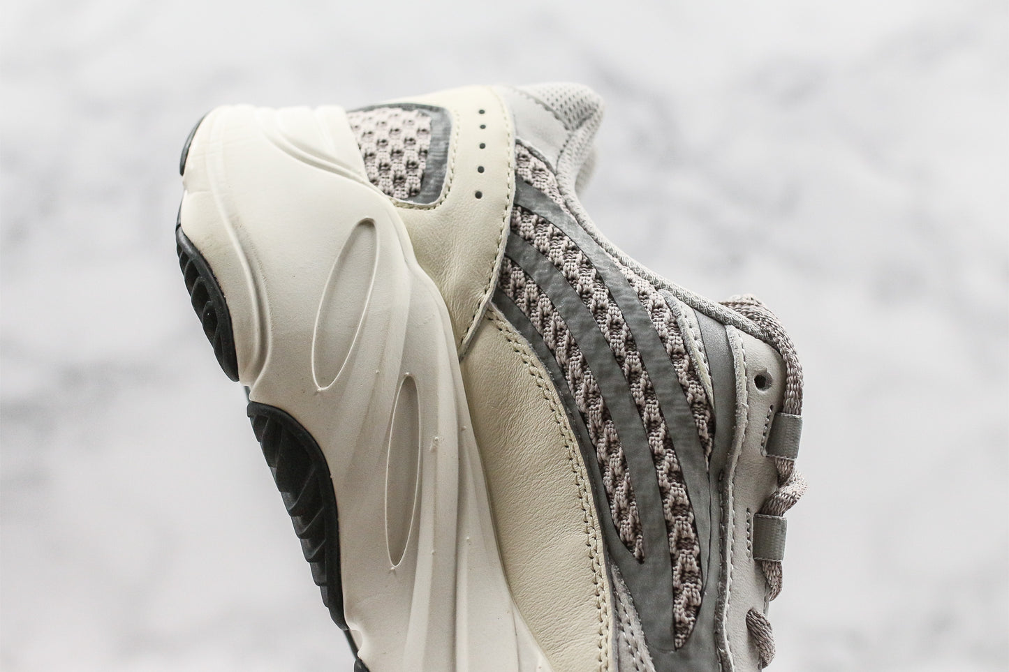 Yeezy 700 V2 Static