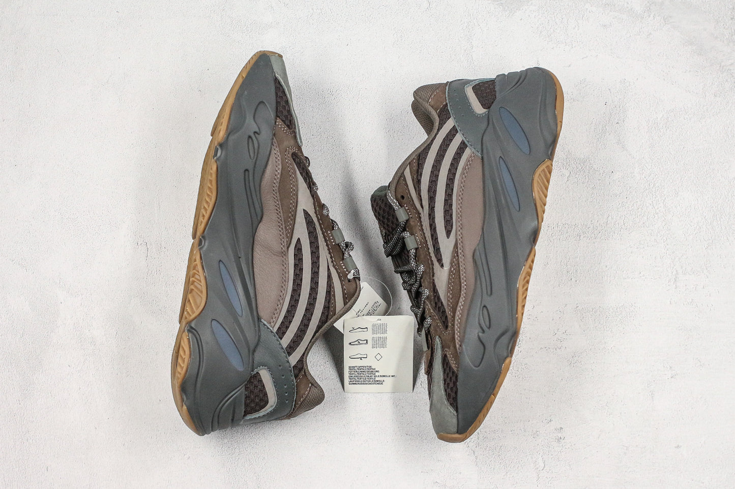 Yeezy 700 v2 Geode