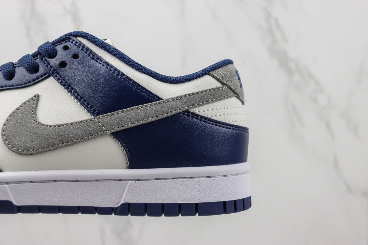 Nike Dunk Low Midnight Navy Smoke Grey