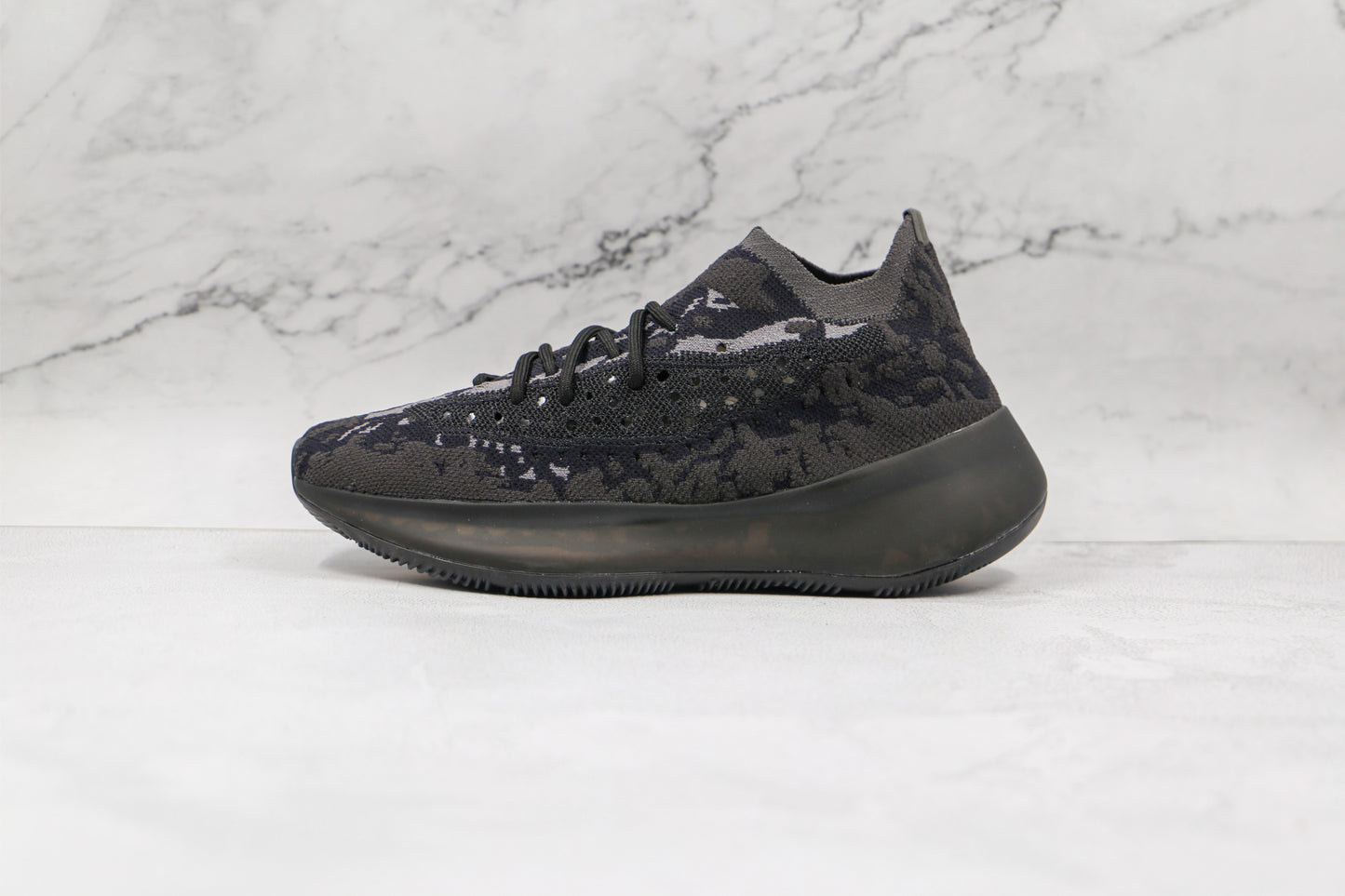 Boost 380 Alien Black