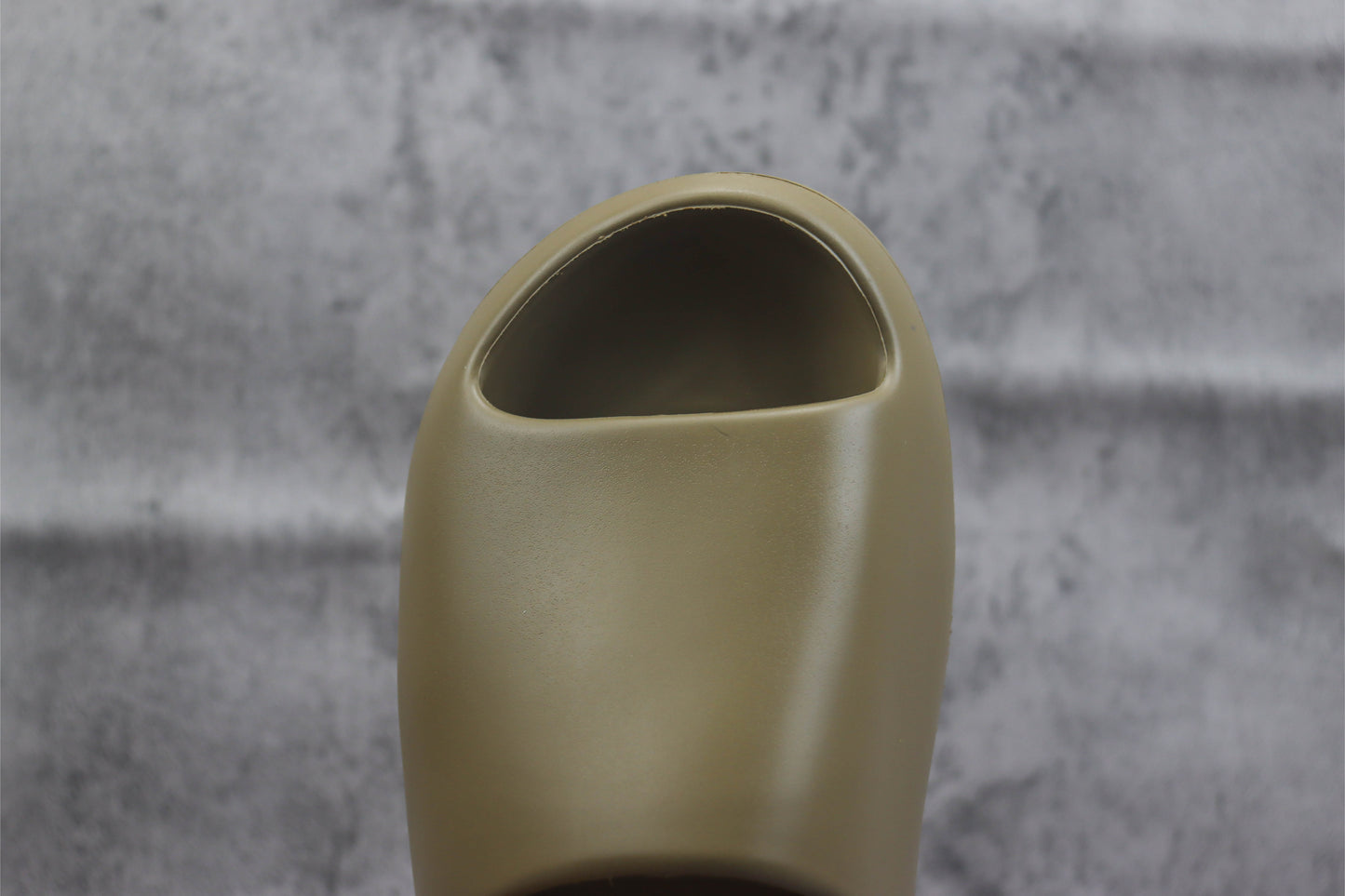 Yeezy Slide Brown