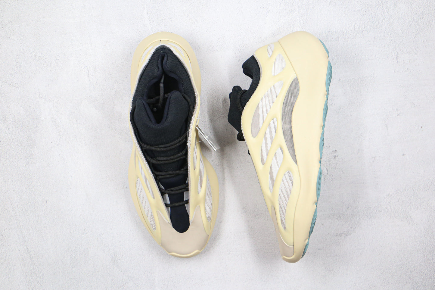 Adidas Yeezy 700 V3 Azael