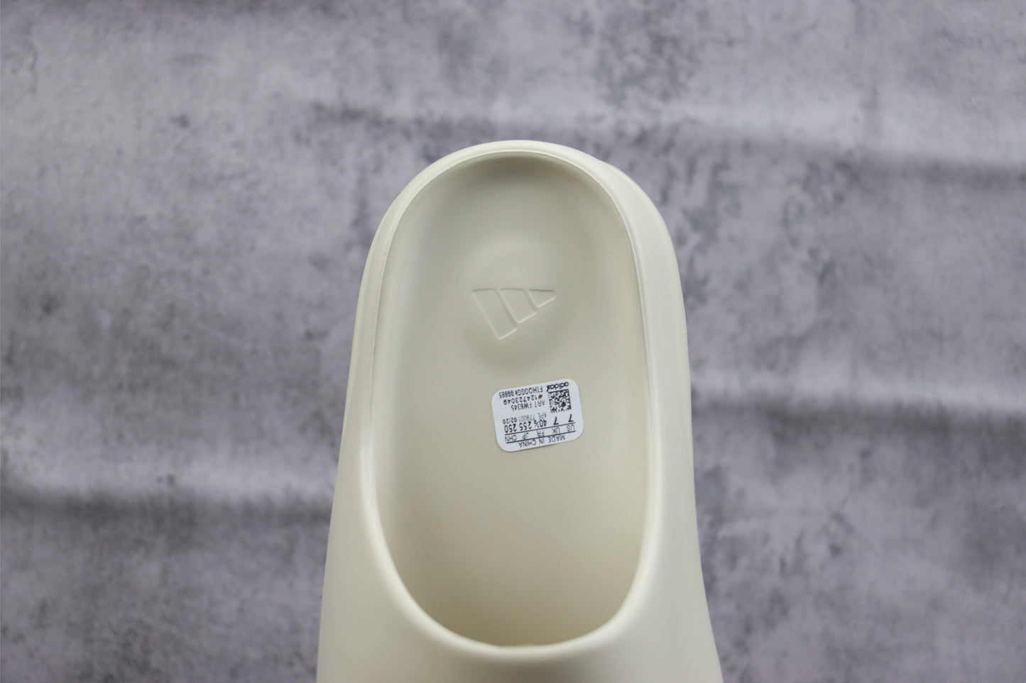 Yeezy Slide Bone