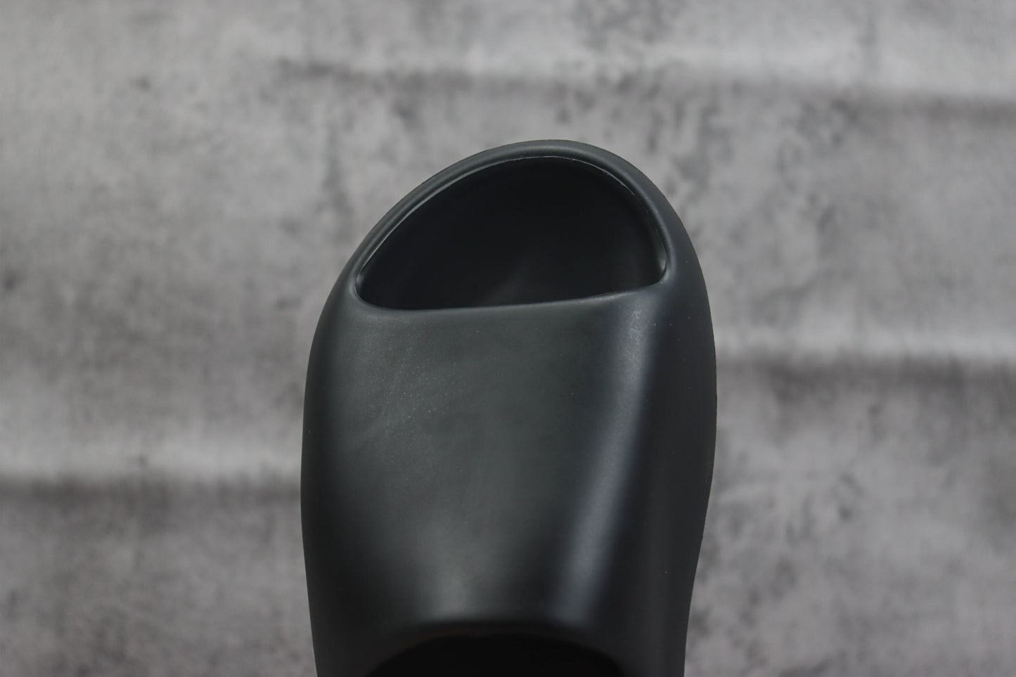 Yeezy Slide Black
