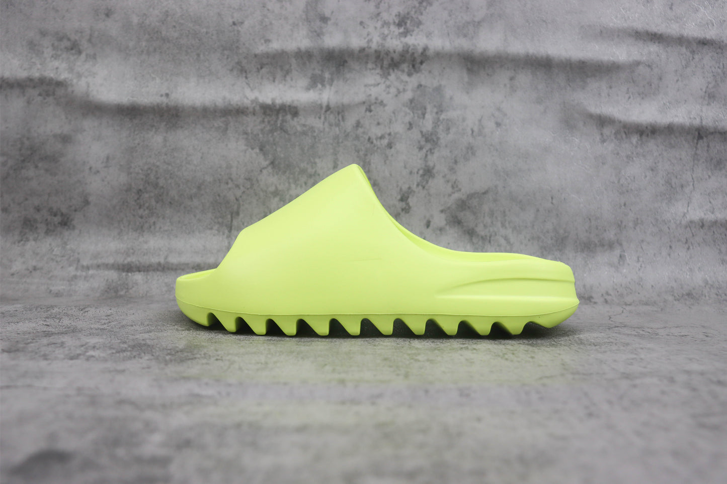 Yeezy Slide Glow Green
