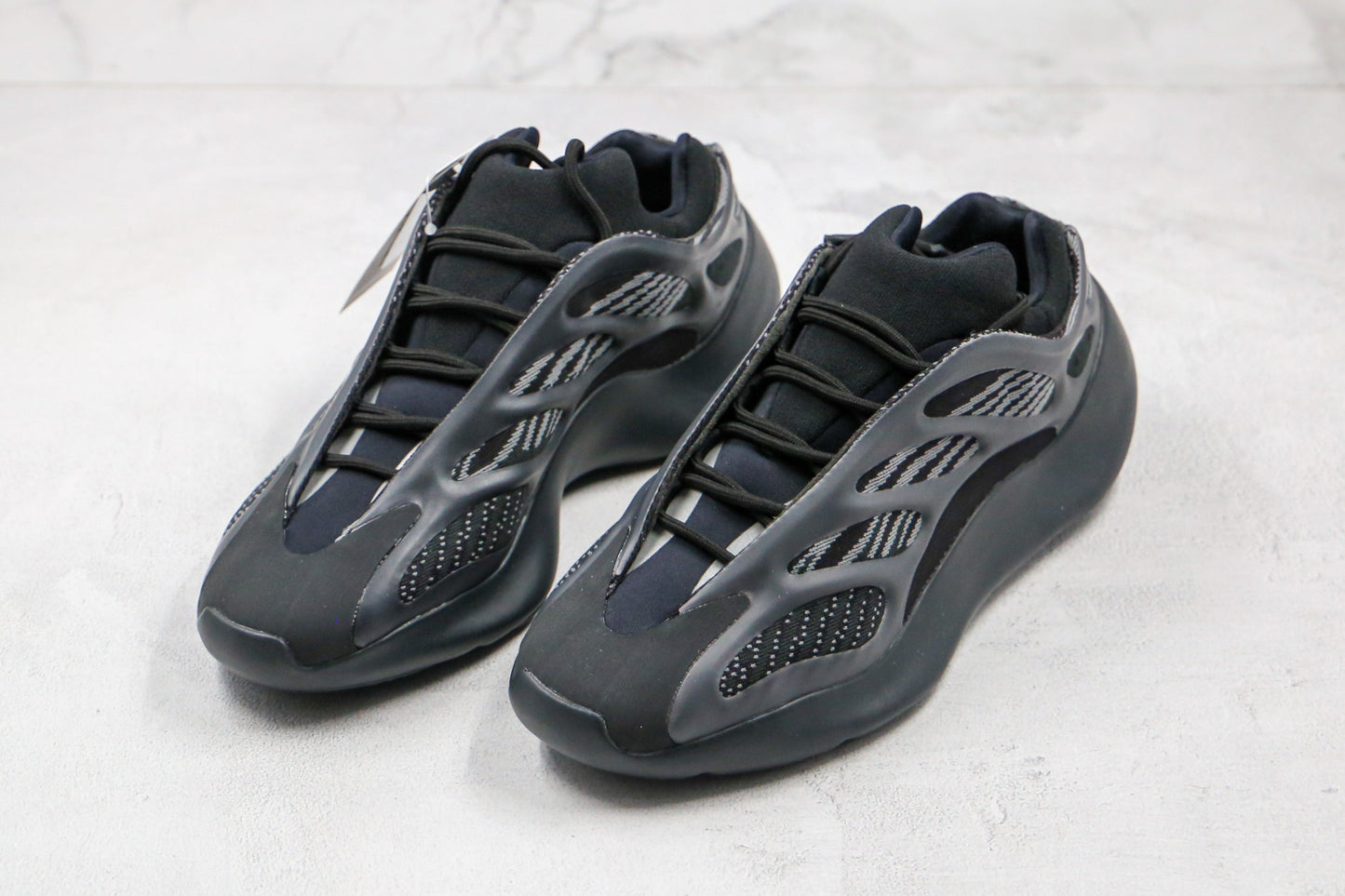 Adidas Yeezy 700 V3 'Alvah'