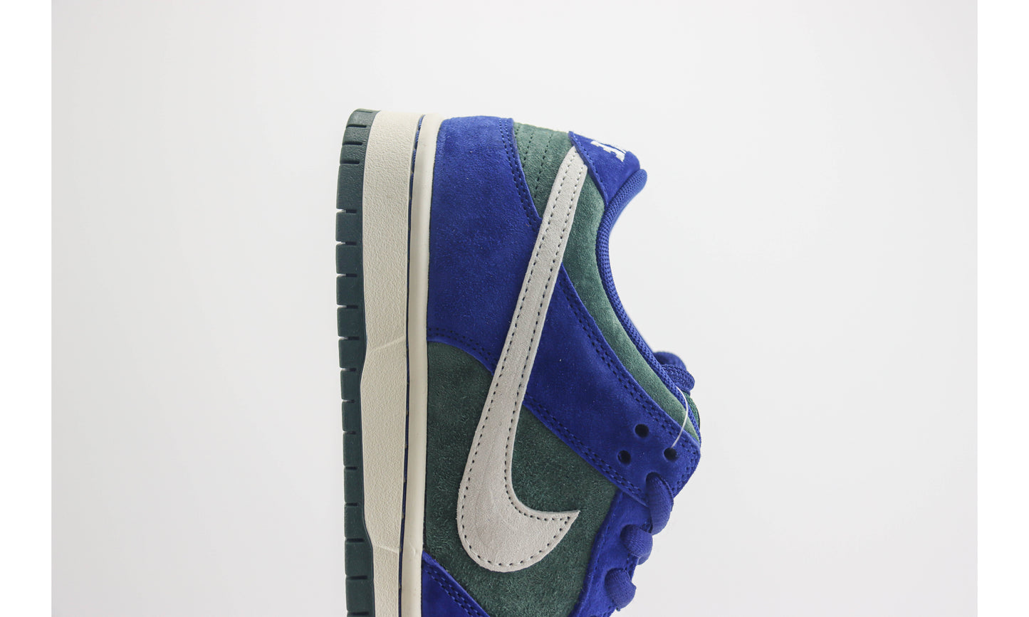 Nike SB Dunk Low Deep Royal Blue
