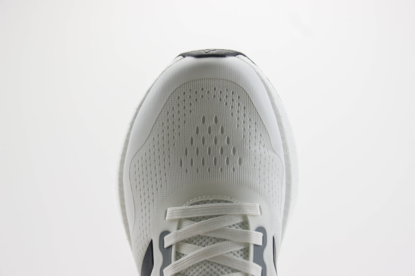 Runfalcon 3.0 'White Solar Red'