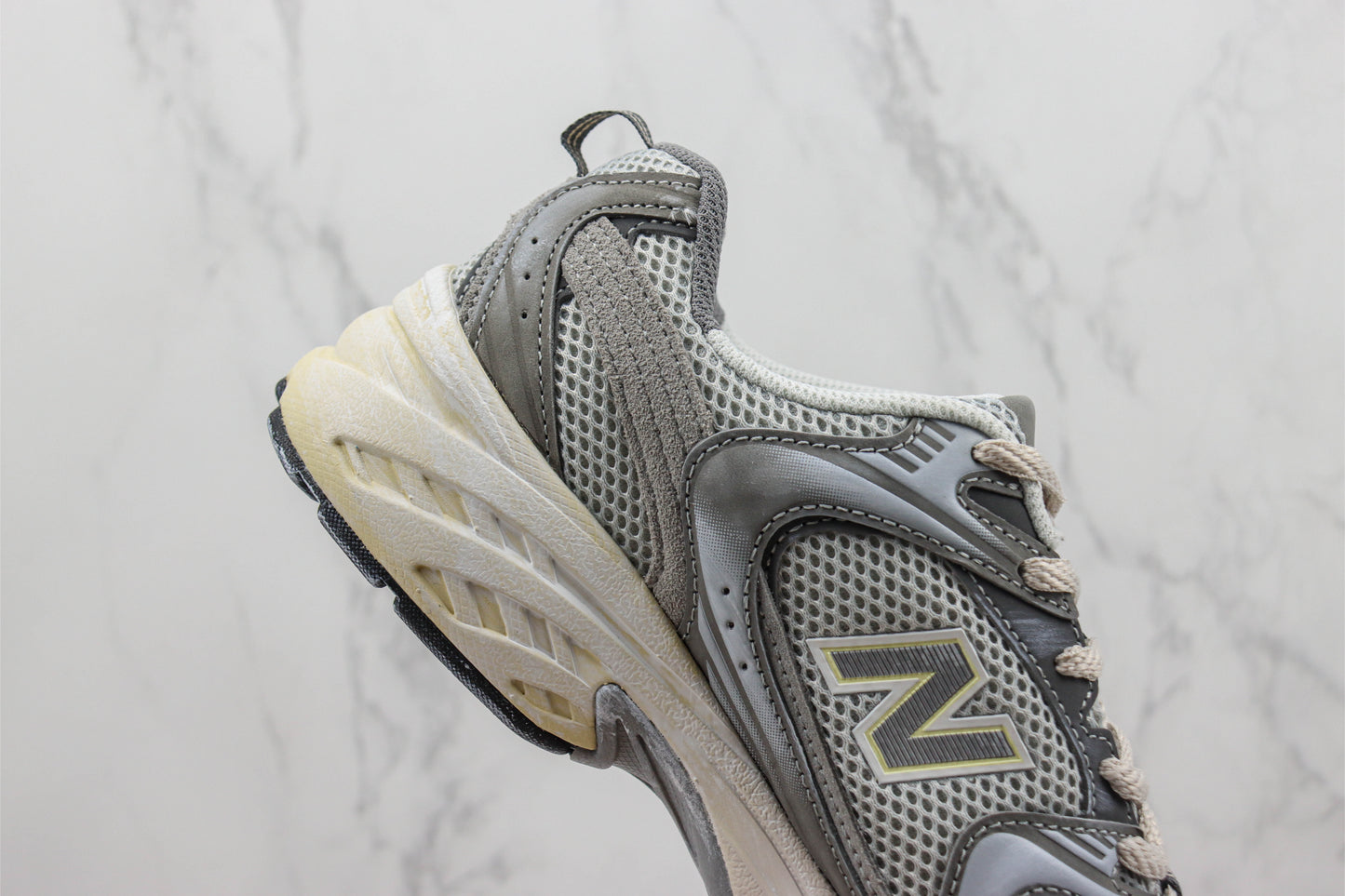 New Balance 530 “Vintage Grey”
