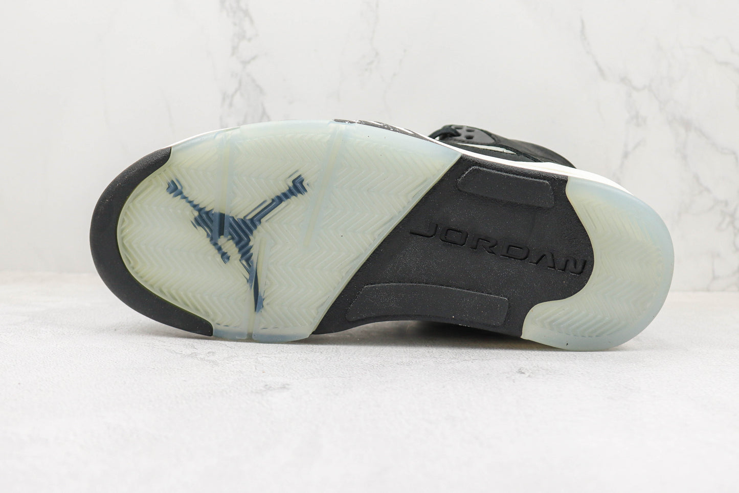 Air Jordan 5 D00