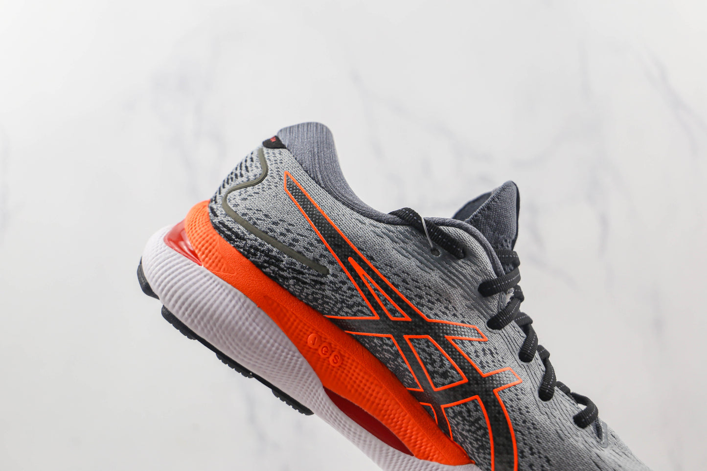 Asics Gel Nimbus 24 C30