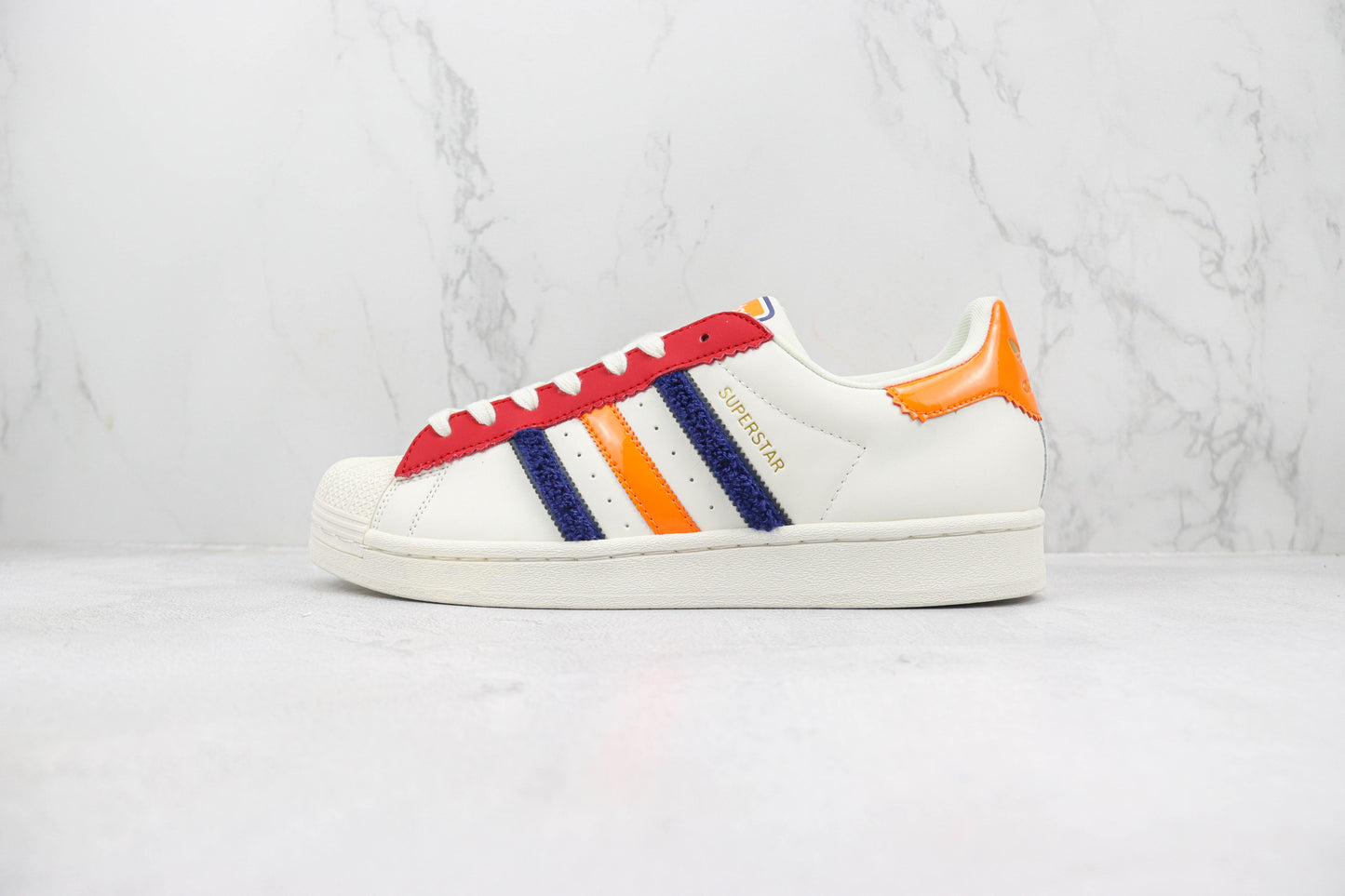 Adidas Originals Superstar B00