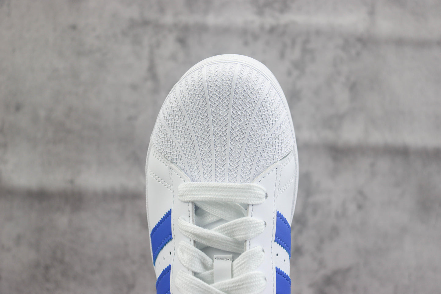 adidas originals Superstar XLG Azul