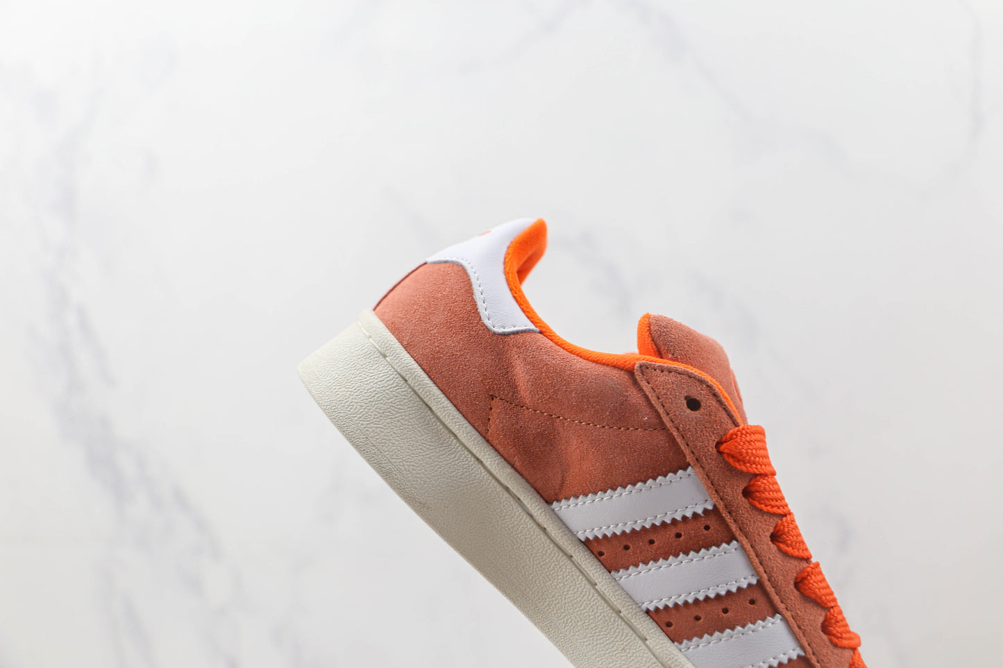 Adidas Campus 00s