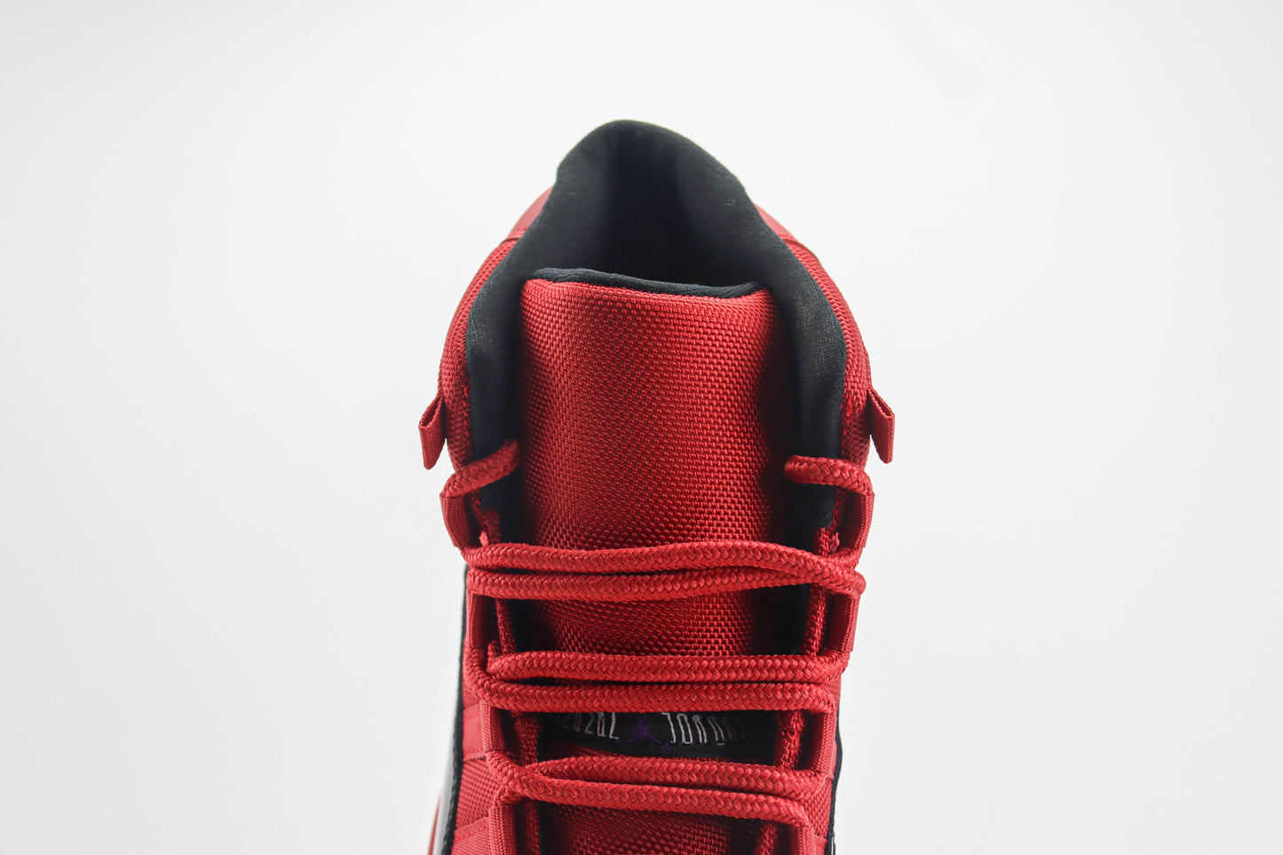Air Jordan AJ11 Retro D30 Laranja