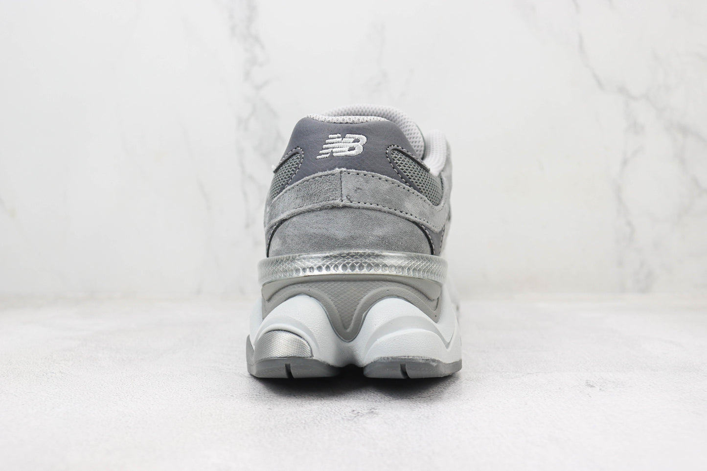 New Balance NB9060 L6