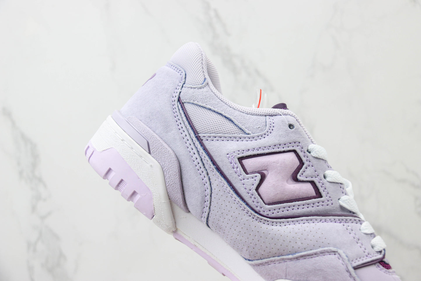 NB 550 All White