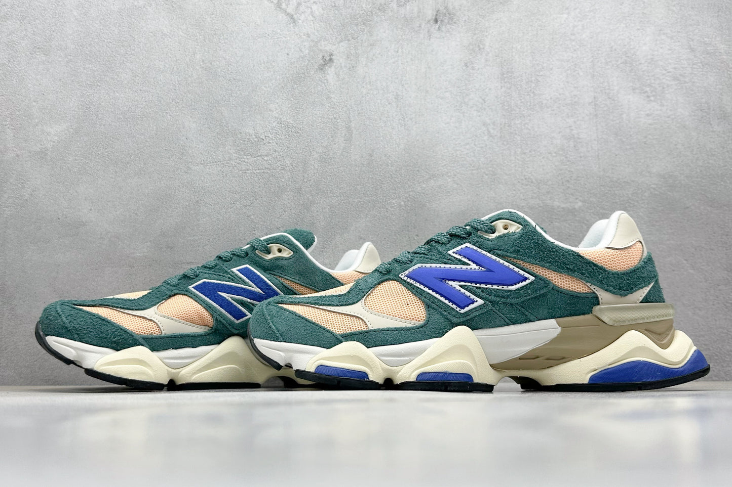 New Balance NB9060 V12