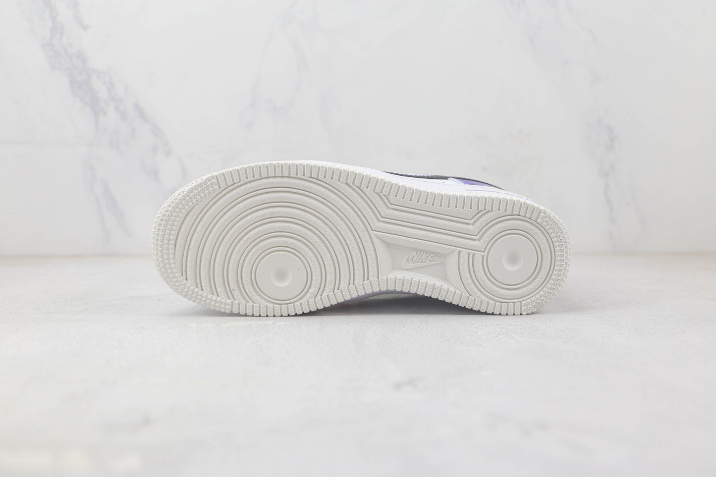 Nike Air Force 1 Low 07 B50 V4
