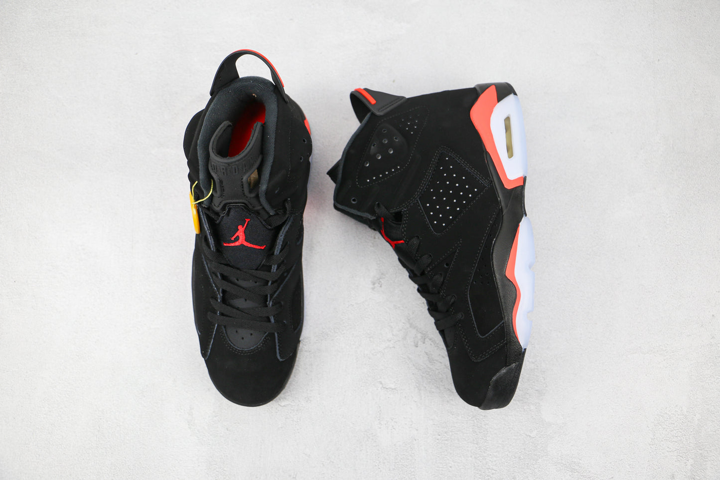 Air Jordan 6 Preto e Branco