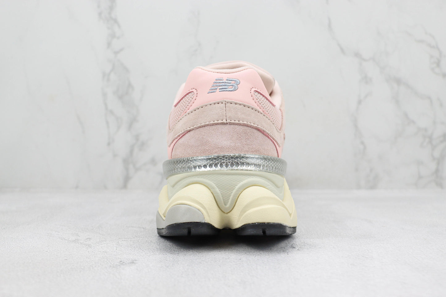 New Balance 9060 Rosa