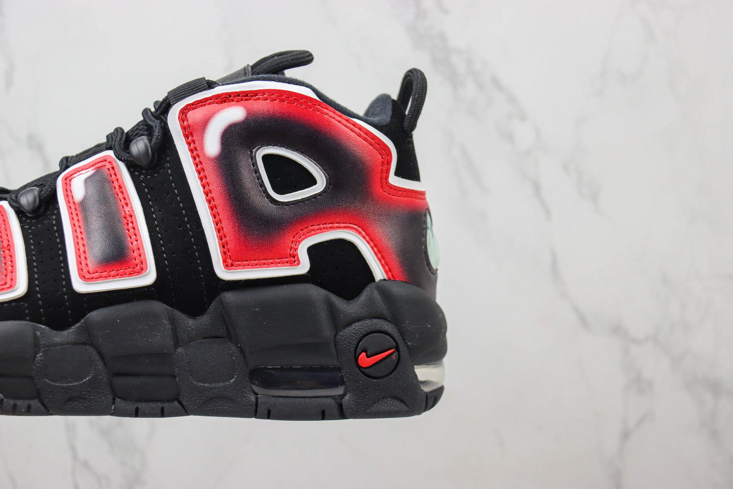 NK Air More Uptempo V47