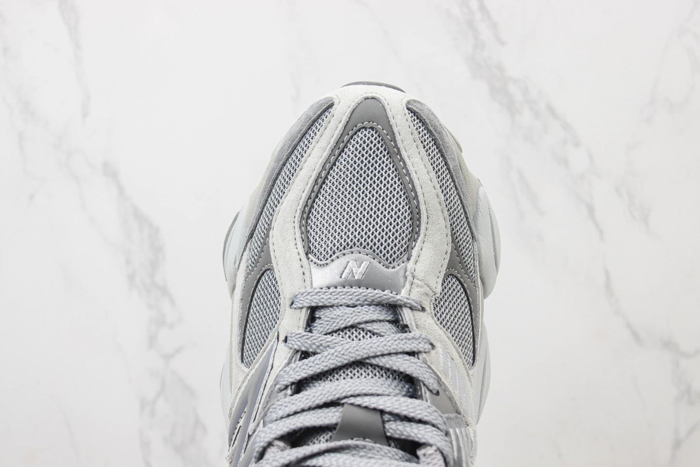 New Balance NB9060 L6