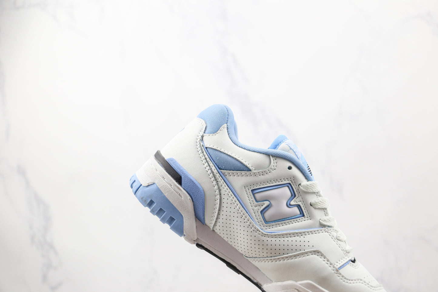 NB 550 Branco e Azul