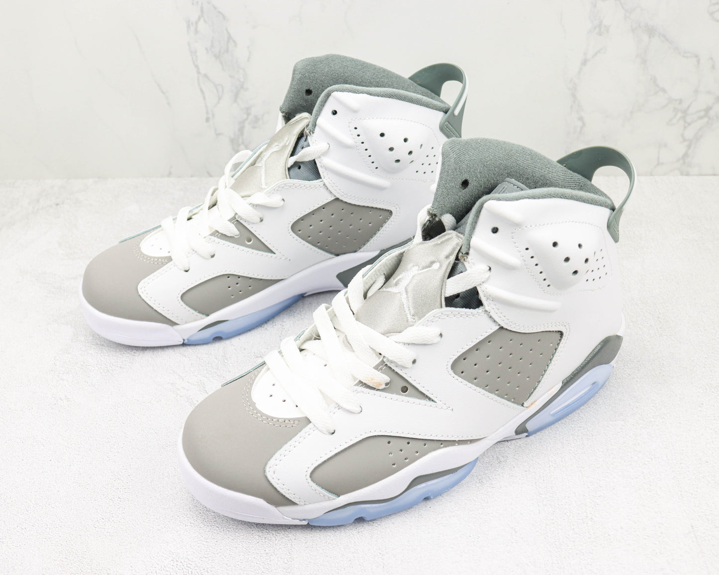 Air Jordan 6 Retro