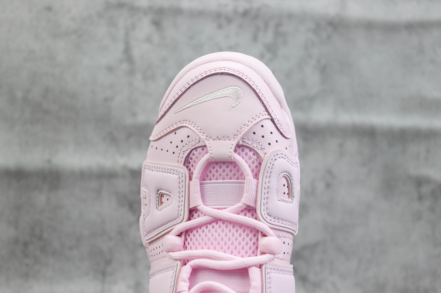 Air More Uptempo Rosa