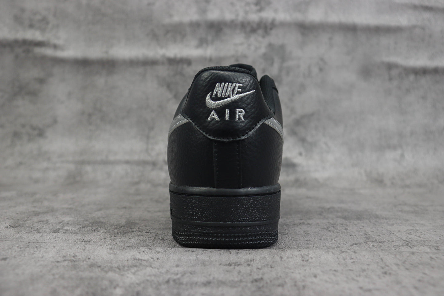 Nike Air Force 1 Low B70 V9