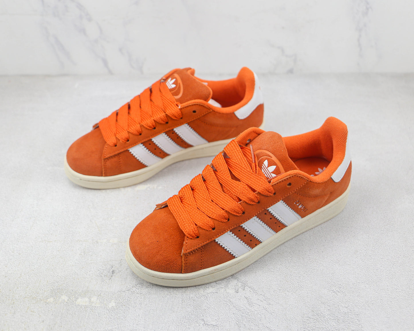 Campus B10 Laranja