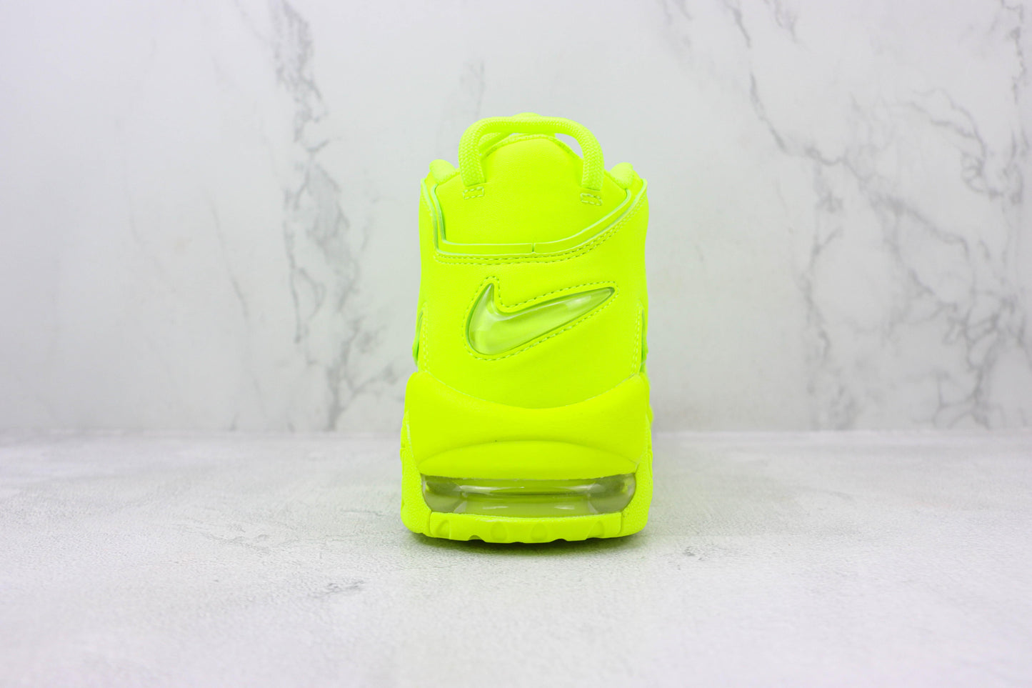 NK Air More Uptempo Verde