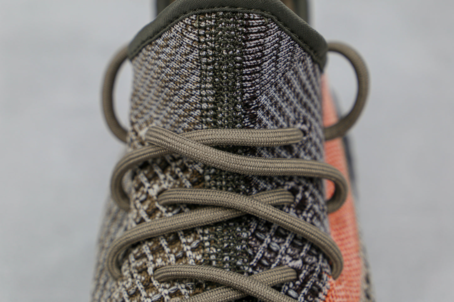 Yeezy Boost 350 V2 Marrom
