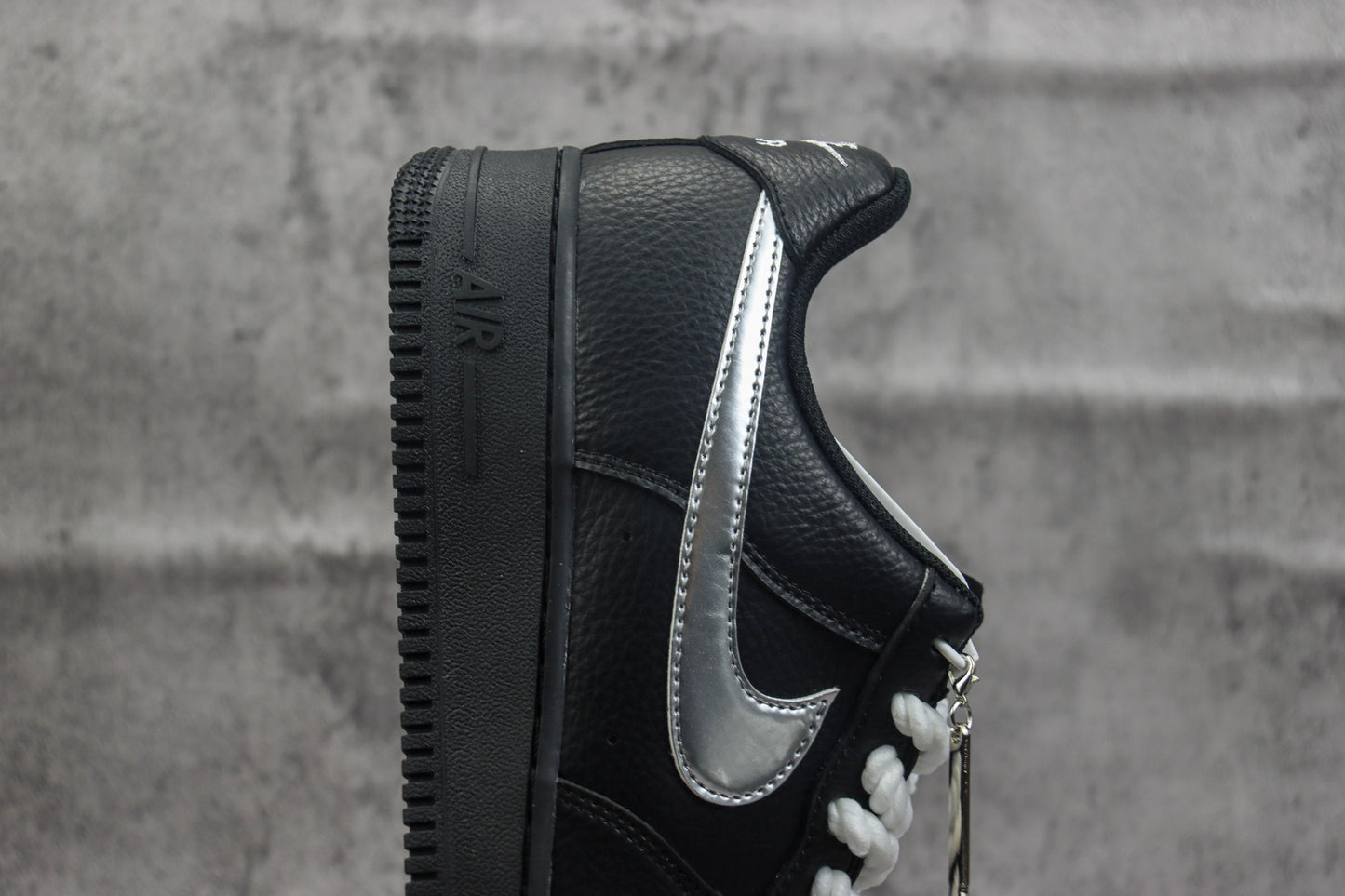 Nike Air Force 1 Low B70 V9