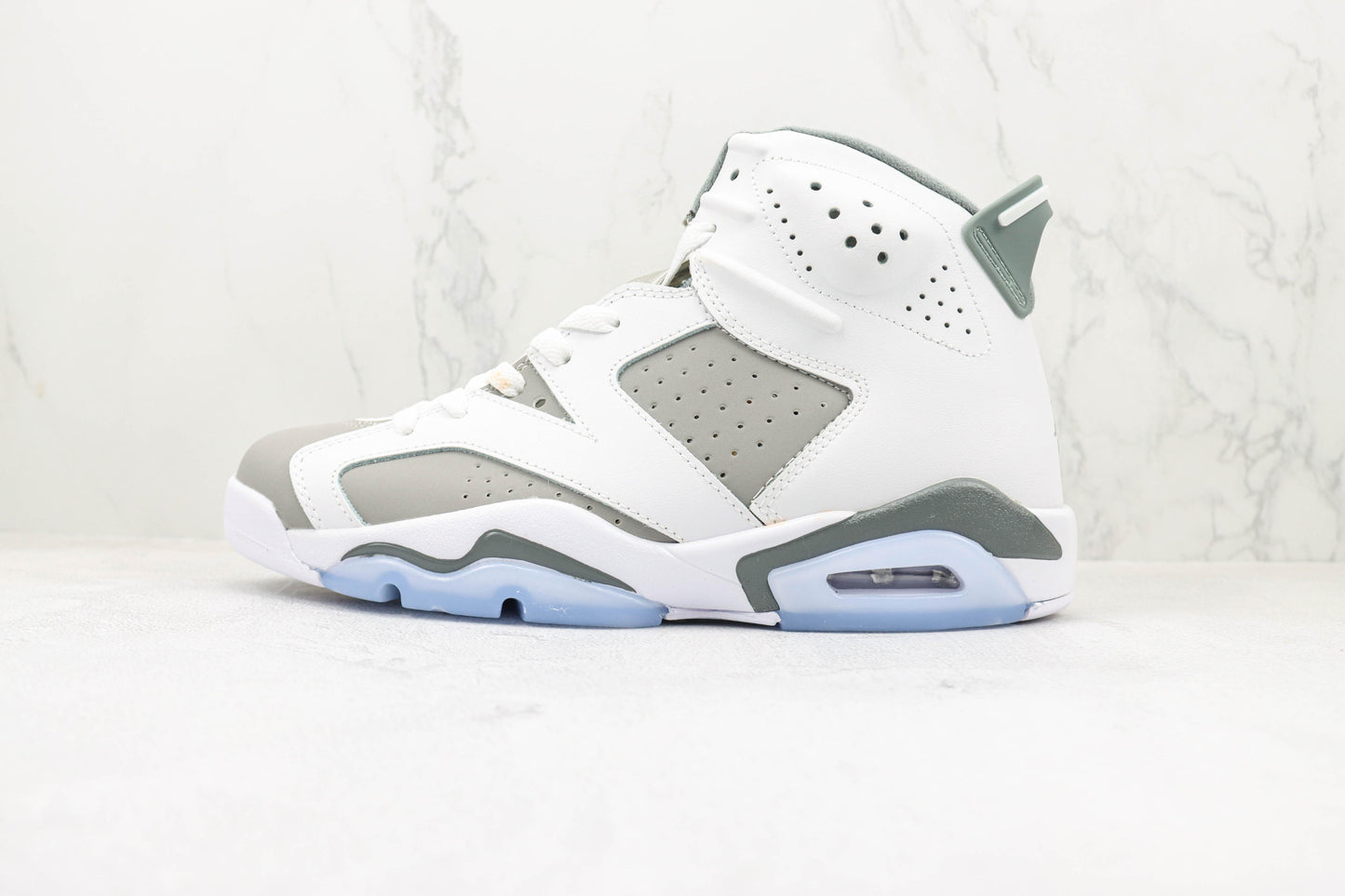 Air Jordan 6 Retro