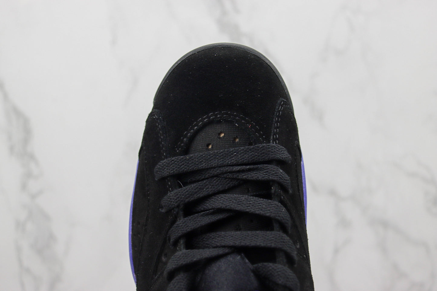 Air Jordan 6 Retro Preto e Roxo