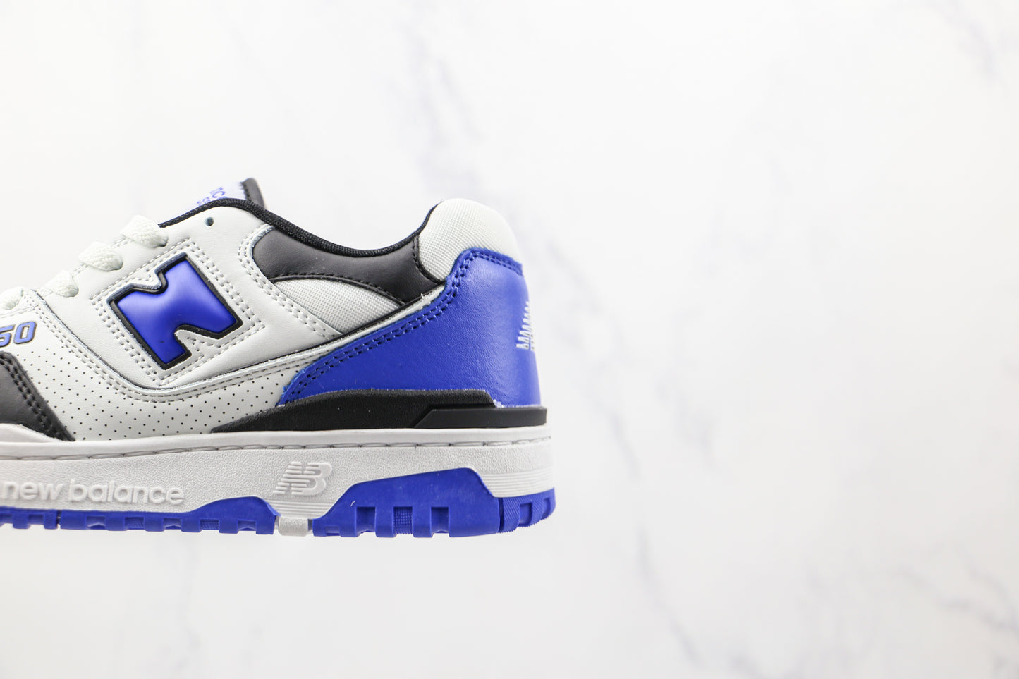 NB 550 Azul e Preto