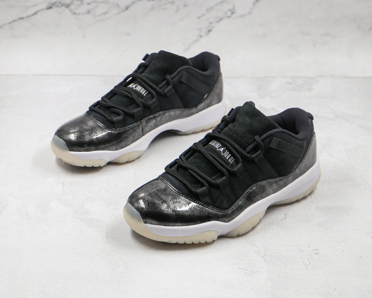 Air Jordan 11 Retro Low