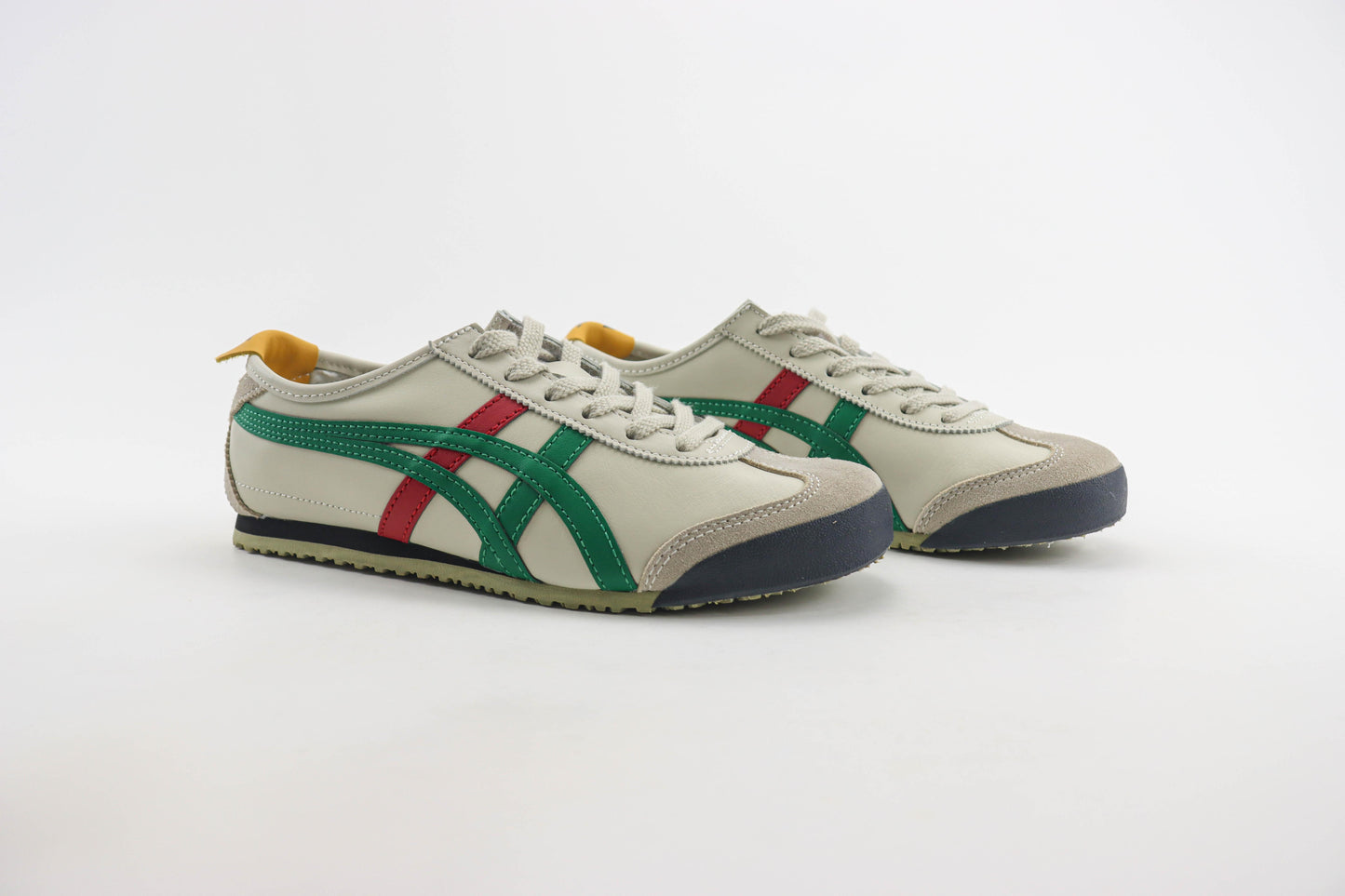 Asics Mexico 66 V24